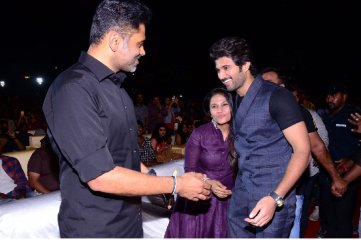 Maharshi Movie Pre Release Event